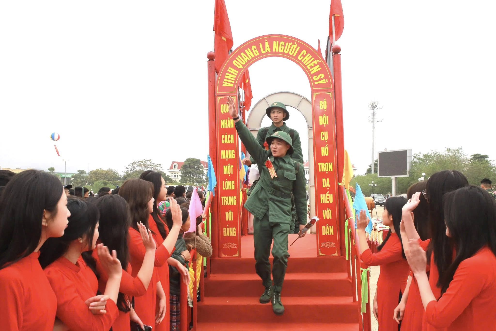 anh tin bai